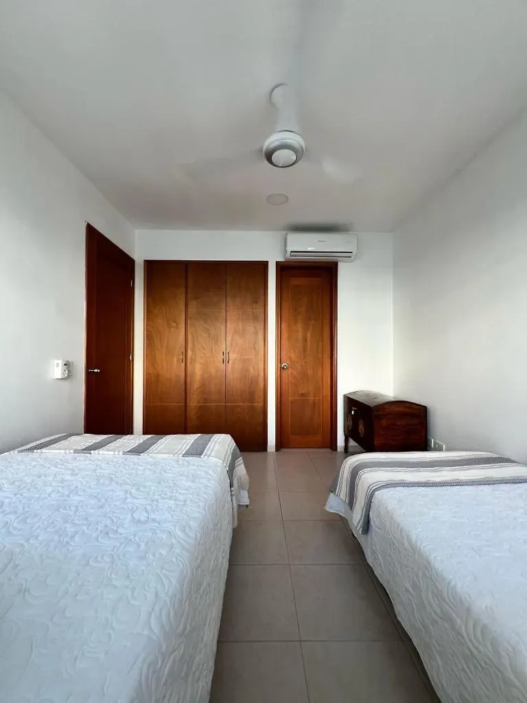 Apartamento En Cartagena Boquilla Vista Al Mar Dos Hab Colombia